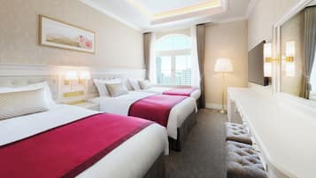 In-room safe, desk, blackout curtains, free WiFi