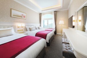 高級雙床房, 非吸煙房 (3 people) | 客房內保險箱、書桌、遮光布/窗簾、免費無線上網