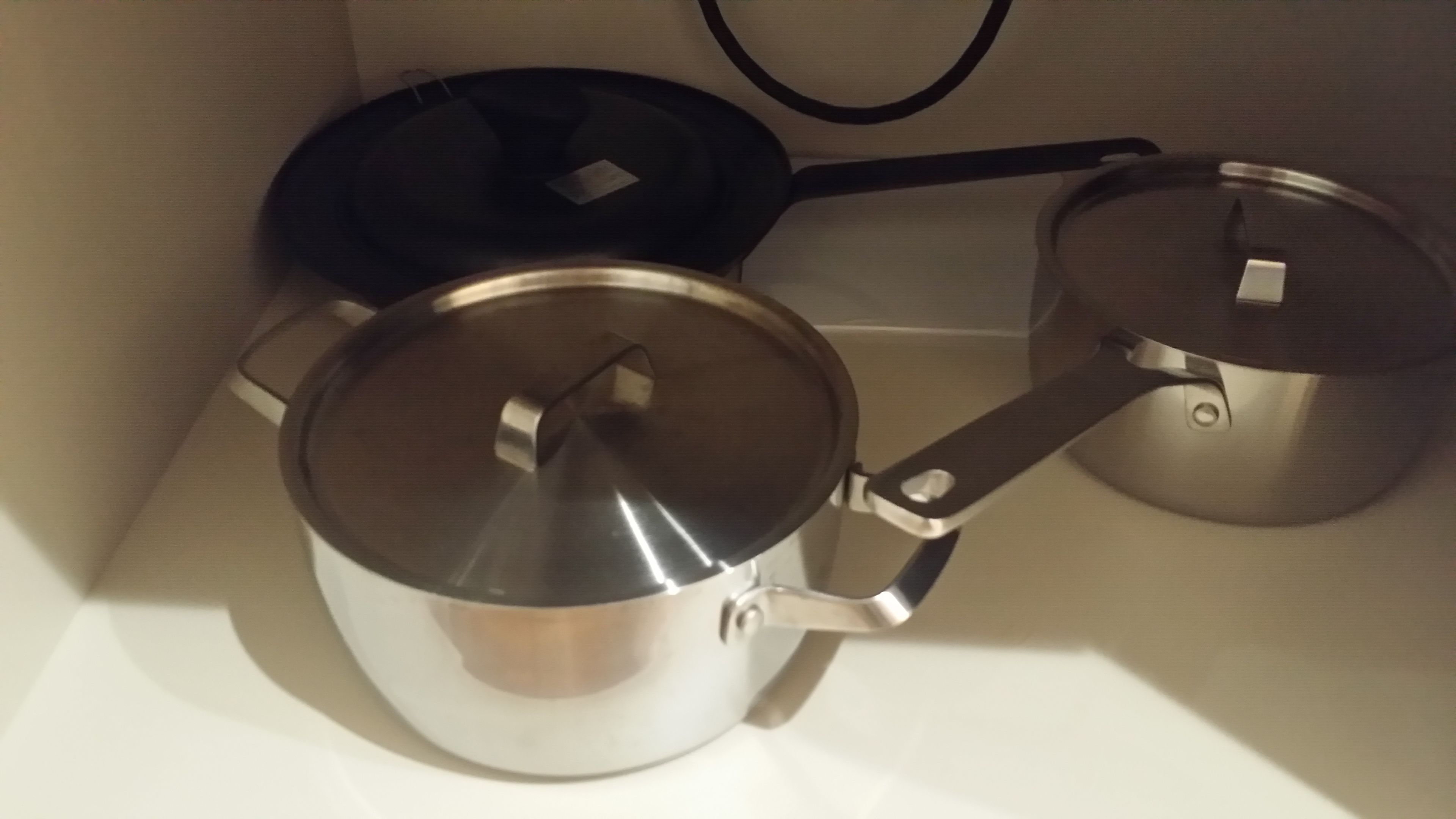 twin room | private kitchenette | full-sized fridge, microwave, stovetop, rice cooker