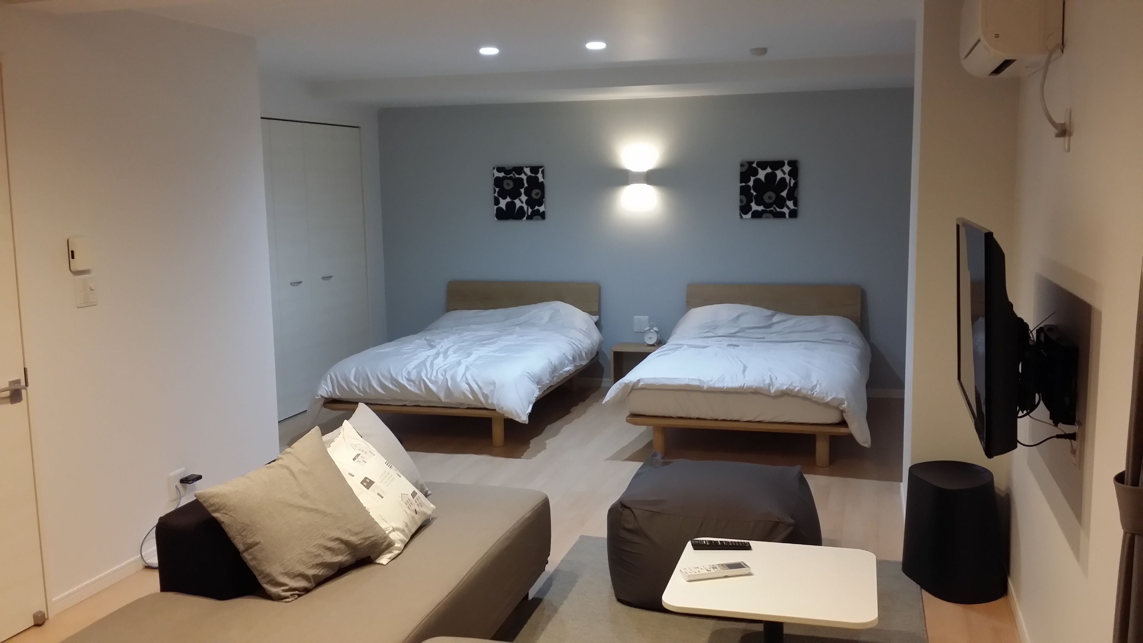 twin room | 1 bedroom, in-room safe, individually decorated, individually furnished