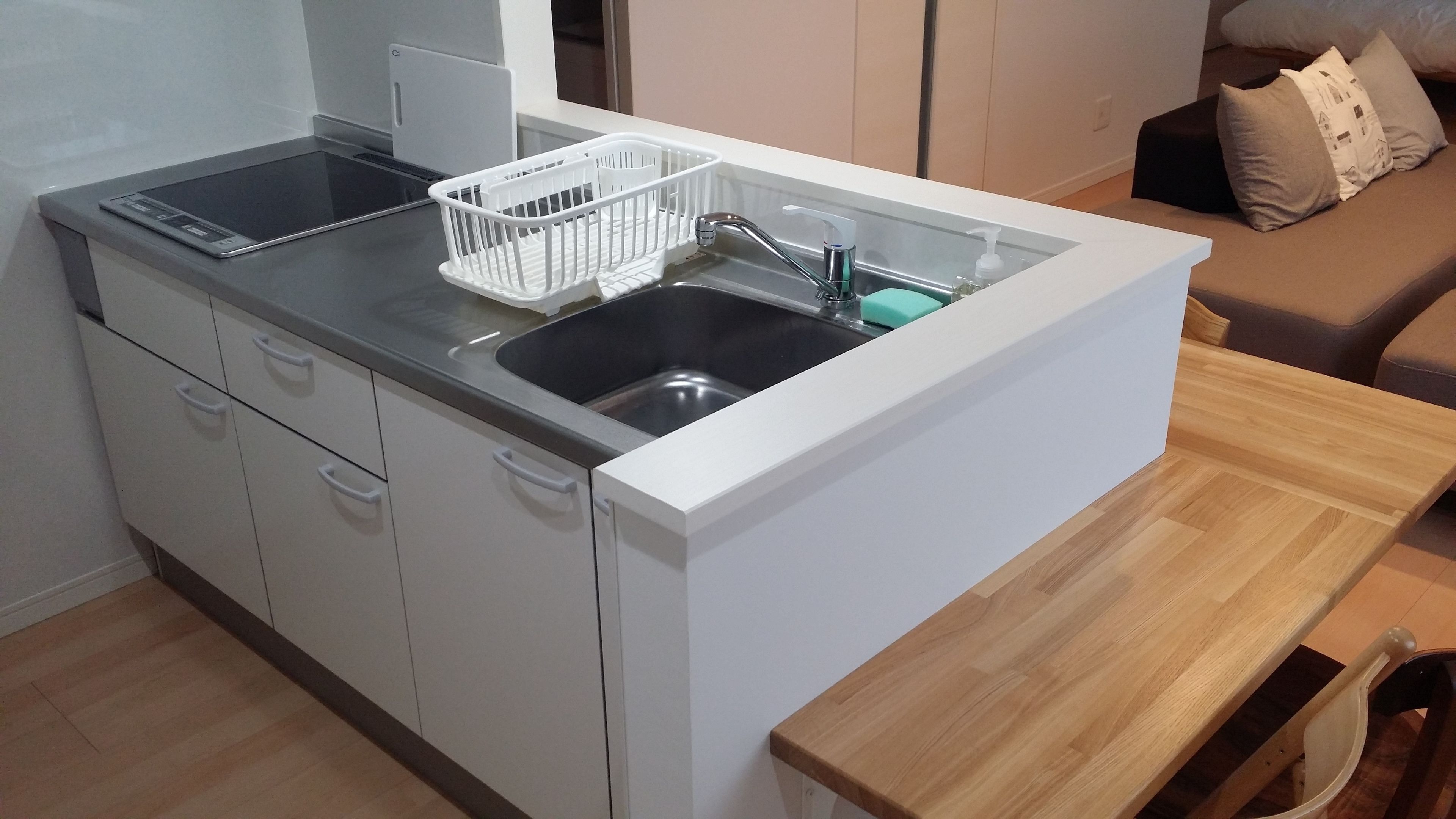 twin room | private kitchenette | full-sized fridge, microwave, stovetop, rice cooker