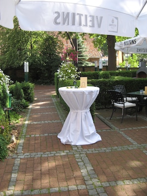 Terrace/patio - Hotel Marktkieker (Burgwedel)