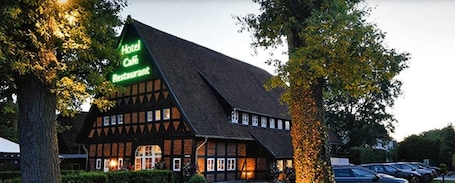 Front of property – evening/night. Hotel Marktkieker