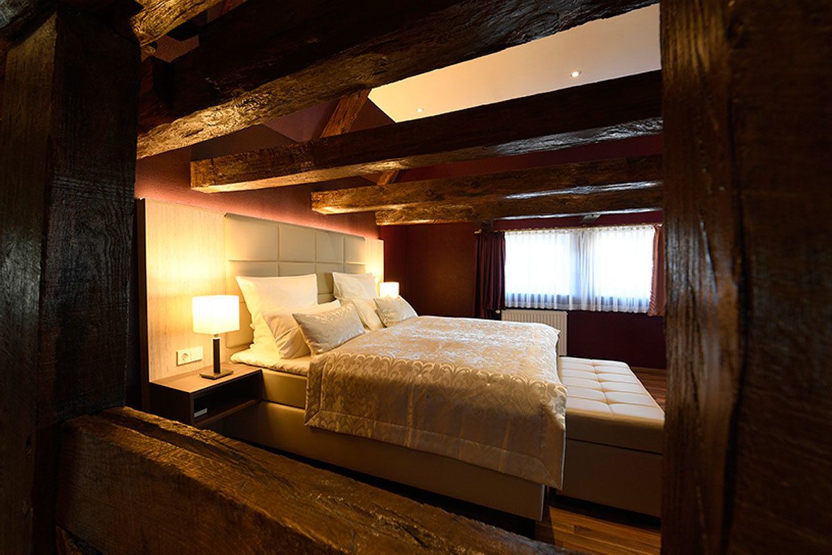 comfort double room | hypo-allergenic bedding, minibar, desk, free wifi