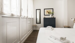 Appartamento (1 Bedroom) | 1 camera, ferro/asse da stiro, culle/letti per bambini (a pagamento)