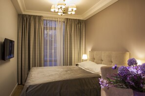Comfort Double Room | In-room safe, desk, blackout drapes, soundproofing - Dom Sivre Boutique Hotel (Samara)
