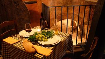 Italian cuisine, garden views