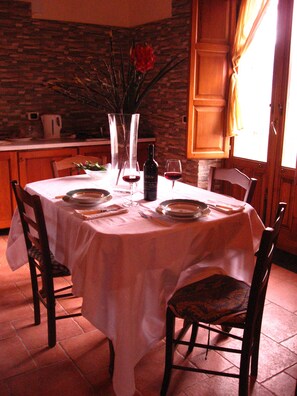Apartment, 1 Bedroom | Free cots/infant beds, rollaway beds, bed sheets, wheelchair access - Tenuta Antica Cavalleria (Castiglione di Sicilia)