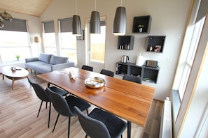 Deluxe Cabin, 2 Bedrooms | In-room dining - Blue View Cabin 5A with Hot Tub (Bláskógabyggd)