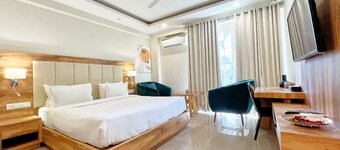 Hotel Golf View Suites