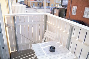 1 bedroom, desk, soundproofing, free WiFi