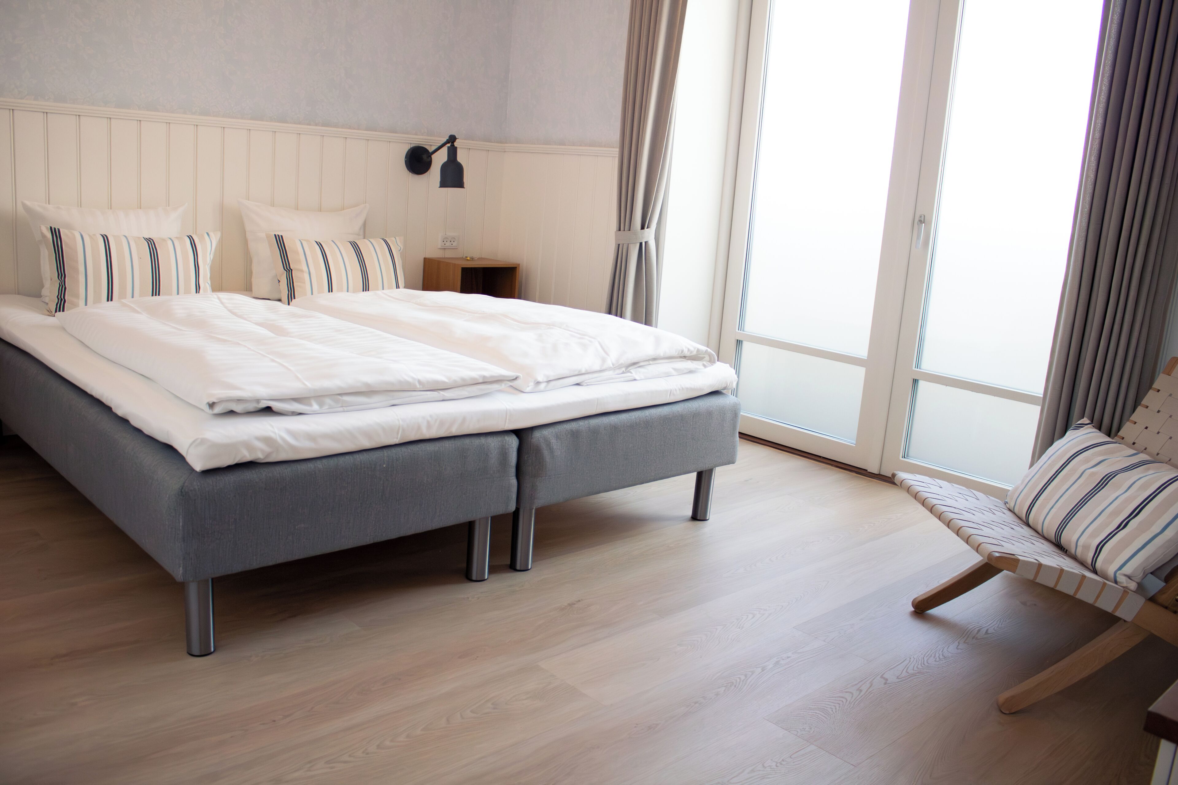 Hundevenlig lejlighed | Pengeskab på værelset, skrivebord, gratis Wi-Fi, sengetøj