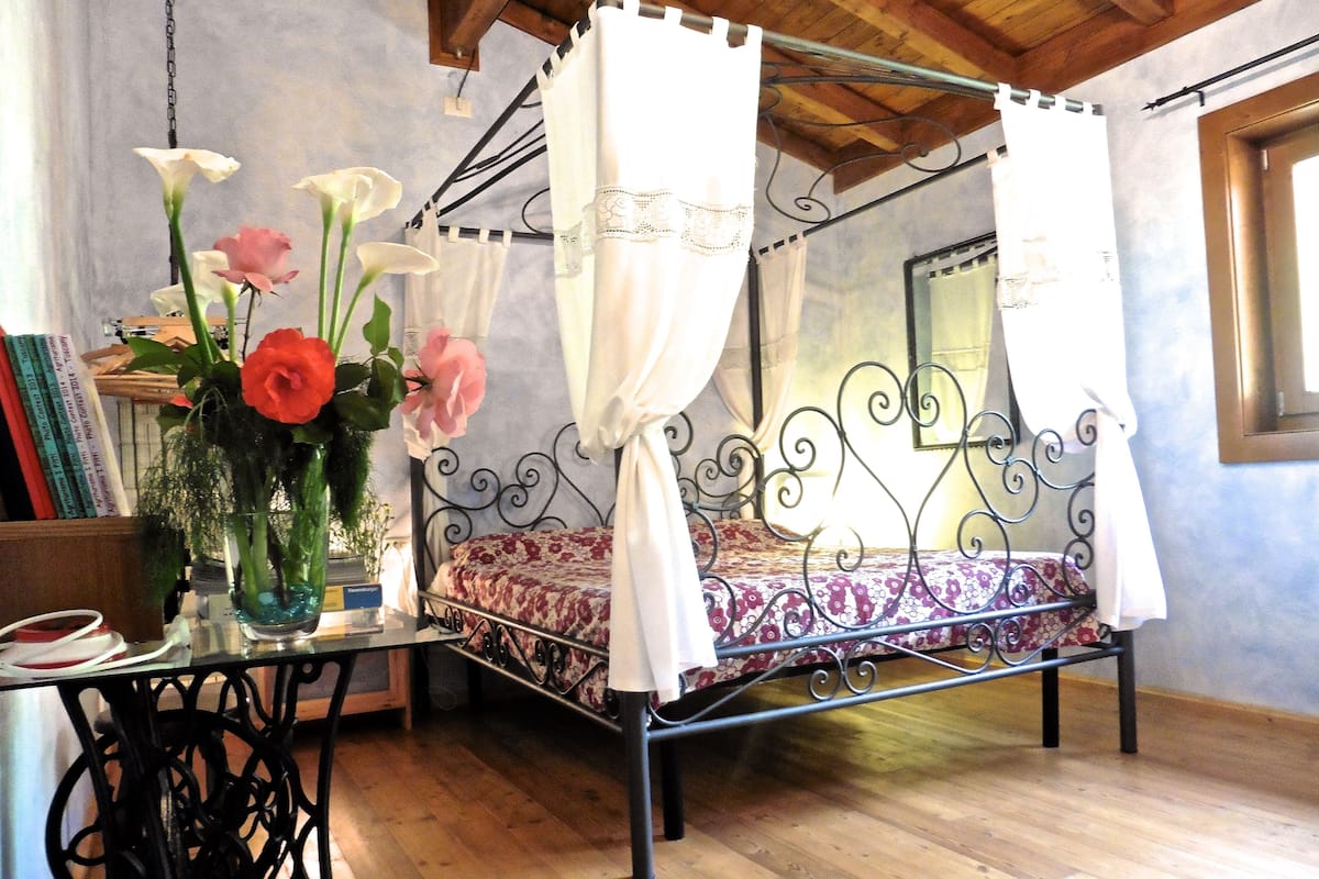 Apartment, 1 Bedroom, Valley View (Lavanda) | Free WiFi, bed sheets