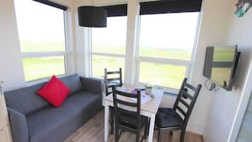 Cabin, 1 Bedroom | 1 bedroom, blackout curtains, free WiFi, bed sheets