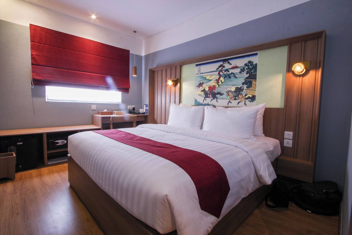 Kamar Deluks, 1 Tempat Tidur Double | Minibar, Wi-Fi gratis, dan seprai linen