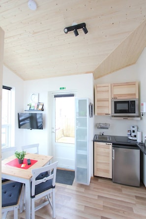 1 chambre, espace de travail pour ordinateur portable