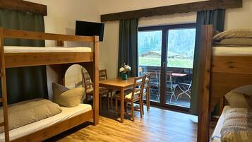 Basic Room, Multiple Beds, Balcony, Mountain View (6 beds room)