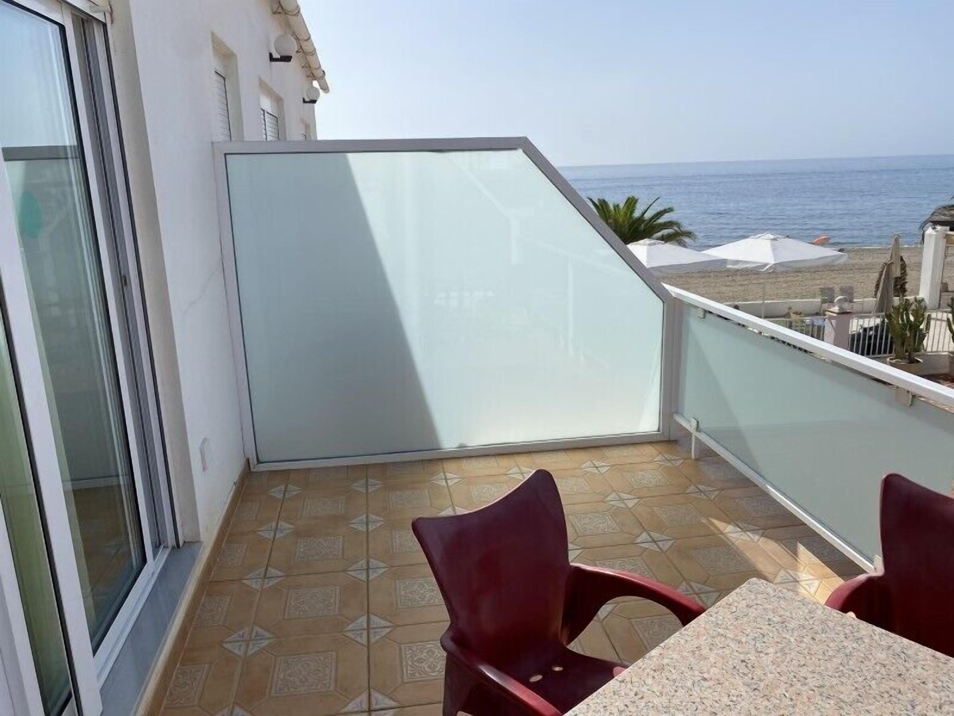 double room, partial sea view | 1 bedroom, minibar, in-room safe, desk