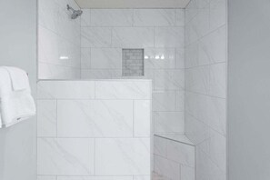 Condo, 2 Bedrooms | Bathroom | Towels