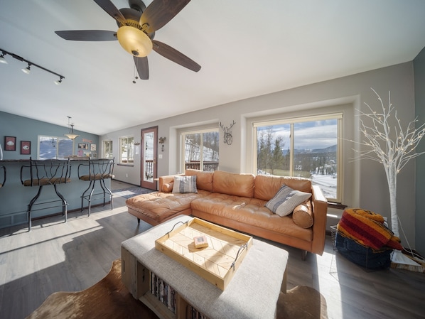 House, 2 Bedrooms | Living area - Fawn Drive 2 Bedroom Home by Redawning (Tabernash)