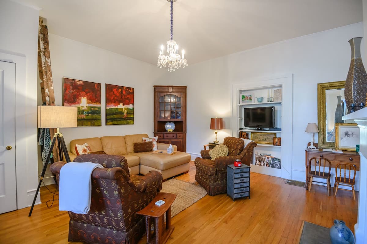 Appartement Signature, 1 très grand lit et 1 canapé-lit, accessible aux personnes à mobilité réduite | Salle de séjour