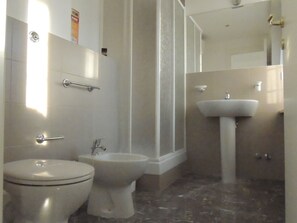 Chambre Double | Salle de bain