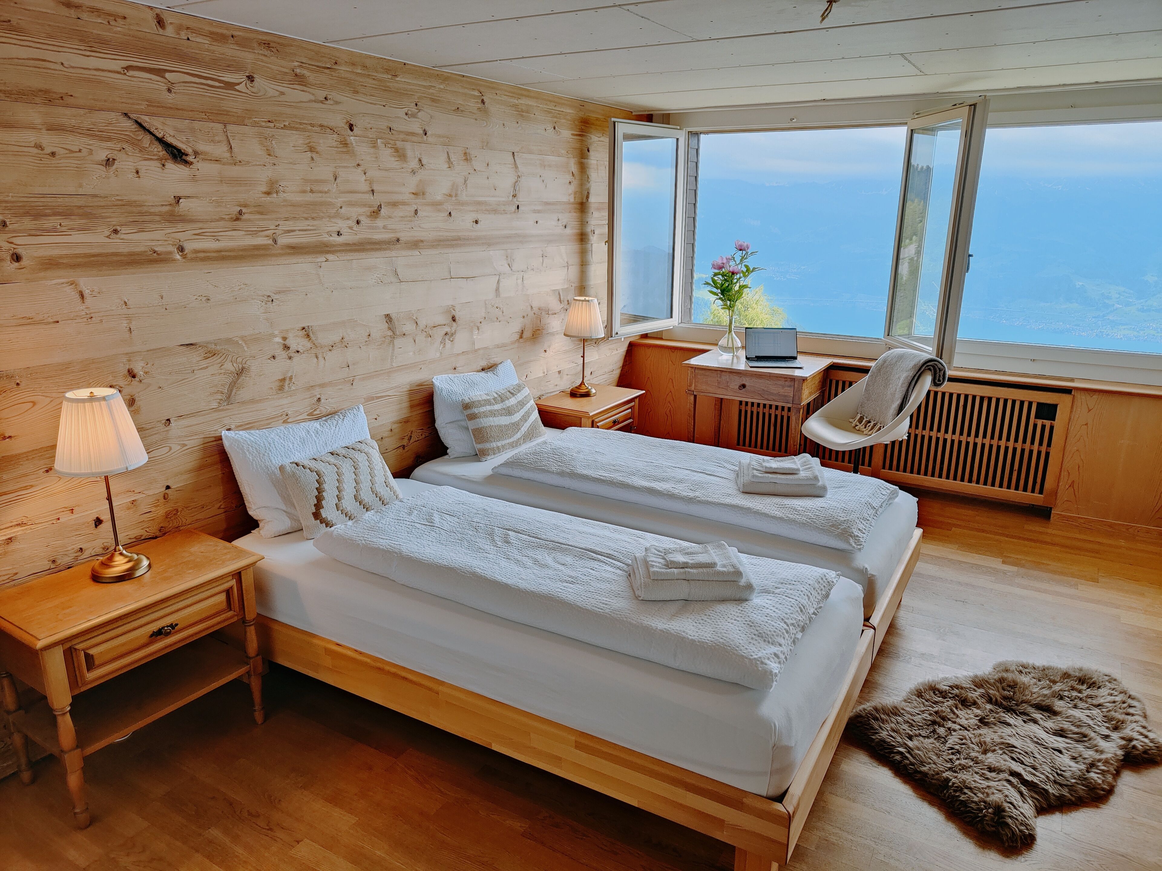 Egyptian cotton sheets, premium bedding, free WiFi, bed sheets