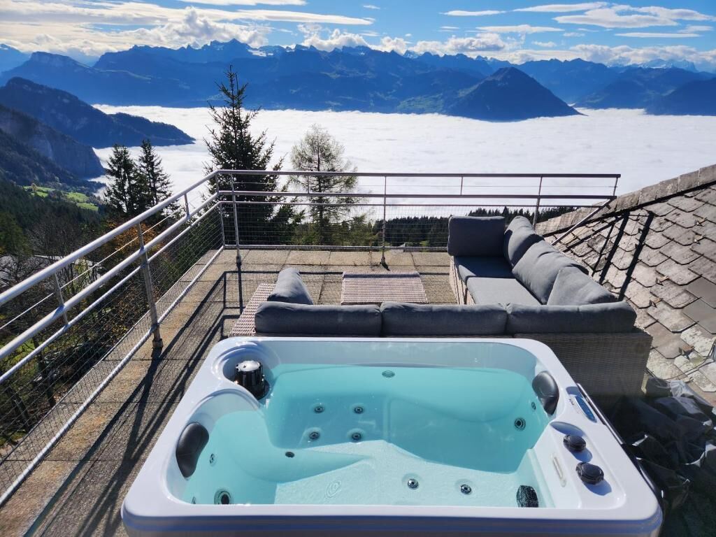 Exclusive Room with Private Rooftop Terrace, Outdoor Jacuzzi, Lake and Mountain View