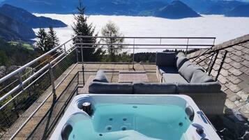 Exclusive Room with Private Rooftop Terrace, Outdoor Jacuzzi, Lake and Mountain View