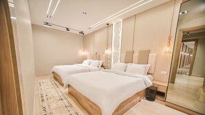 Studio Suite dành cho gia đình | Nệm cao su hoạt tính (memory foam), minibar, màn/rèm cản sáng 