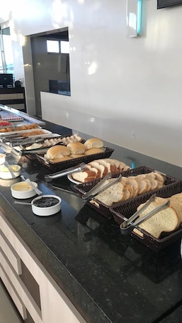 Desayuno buffet incluido todos los días