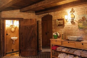 Manicures and pedicures - Schloss Stülpe (Nuthe-Urstromtal)