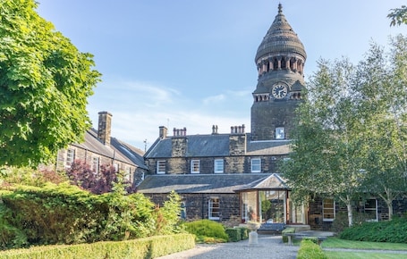 Courtyard. Hinsley Hall