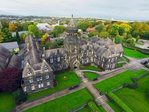Front of property - Hinsley Hall (Leeds)