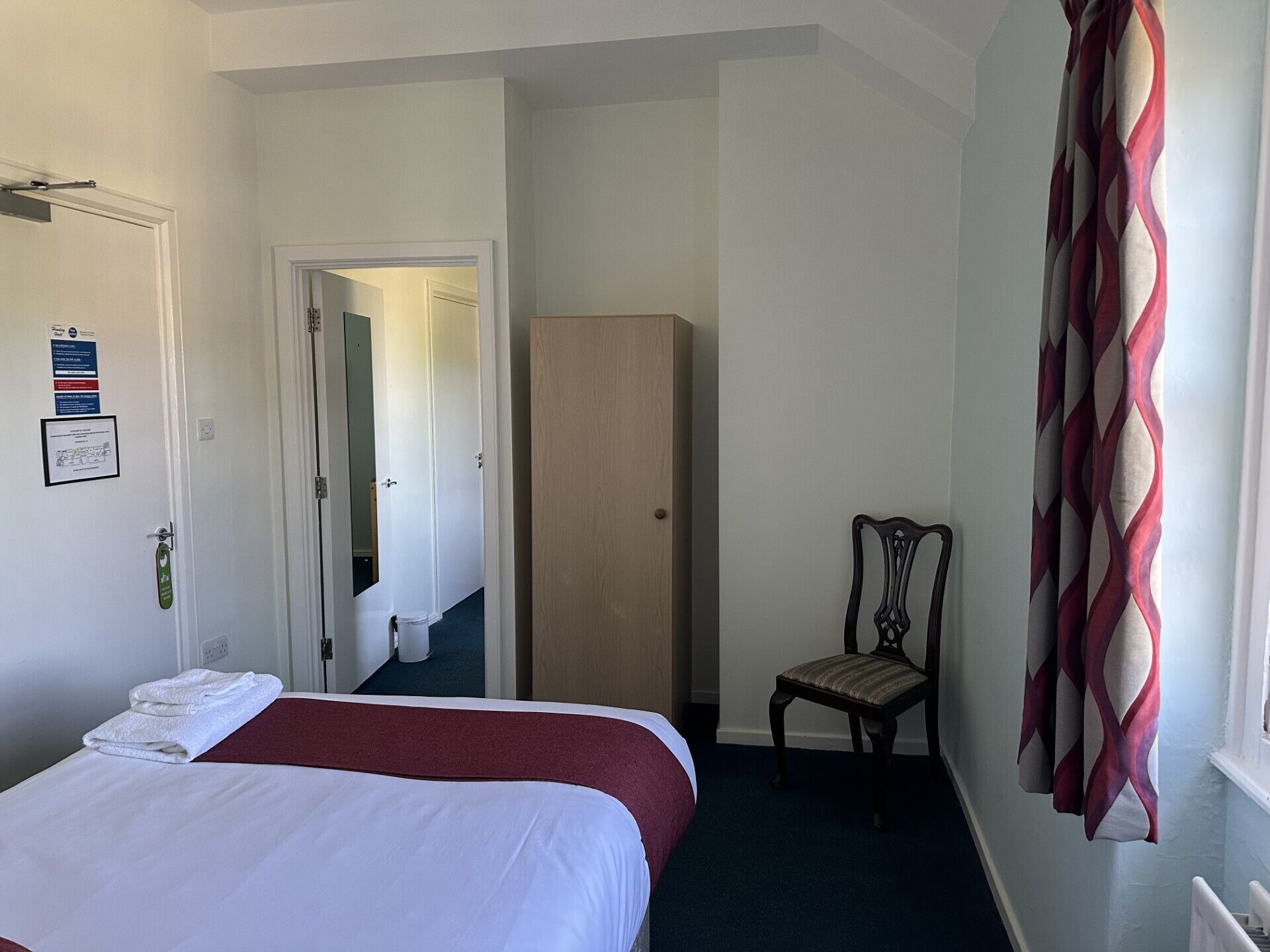 Suite | Bureau, fer et planche à repasser, accès au Wi-Fi (inclus)