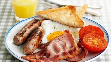 Free daily buffet breakfast