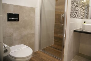 Studio Suite (6) | Bathroom - Friendly Apartments - Krakow (Kraków)