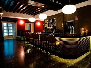 Bar (in der Unterkunft)