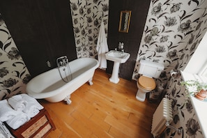 Bathroom - The Crown Inn, Roecliffe (York)