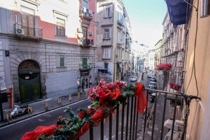 Standard Apartment, Balcony, City View | Egyptian cotton sheets, premium bedding, blackout drapes, free WiFi - Don Carlo Rooms (Naples)