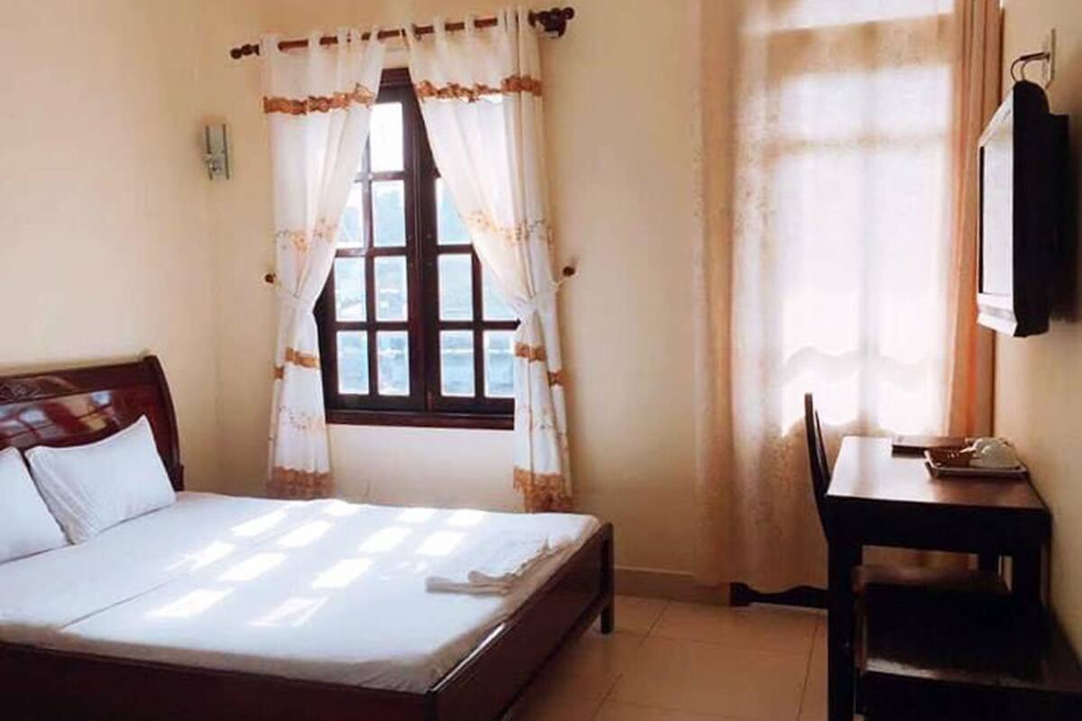 Superior Double Room, City View | Minibar, in-room safe, desk, free WiFi