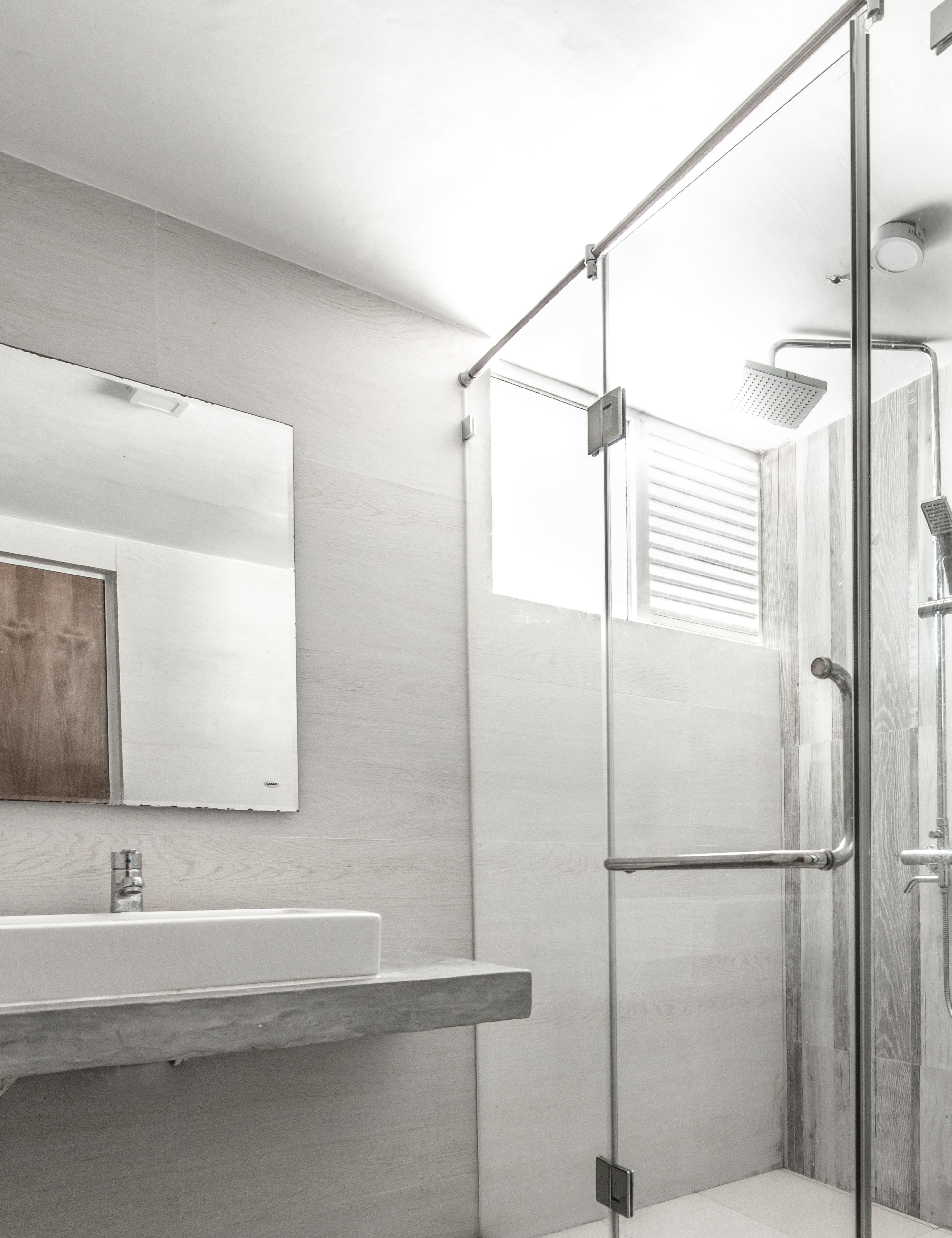 Standard Double or Twin Room, 2 Single Beds, Non Smoking | Bathroom