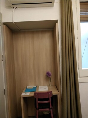 Interior - Hotel Ginebra (Barcelona)