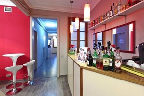 Bar (on property) - Hotel Ginebra (Barcelona)