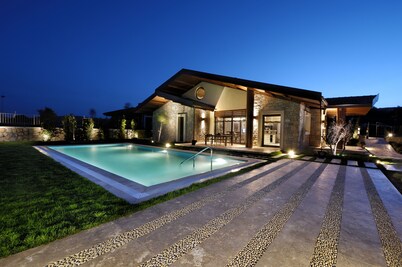 Regnum Golf Country 5 Bedroom