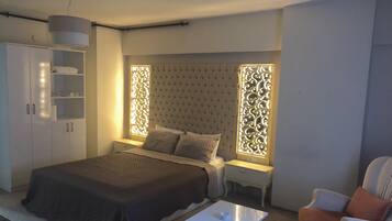 Premium bedding, individually decorated, individually furnished, desk