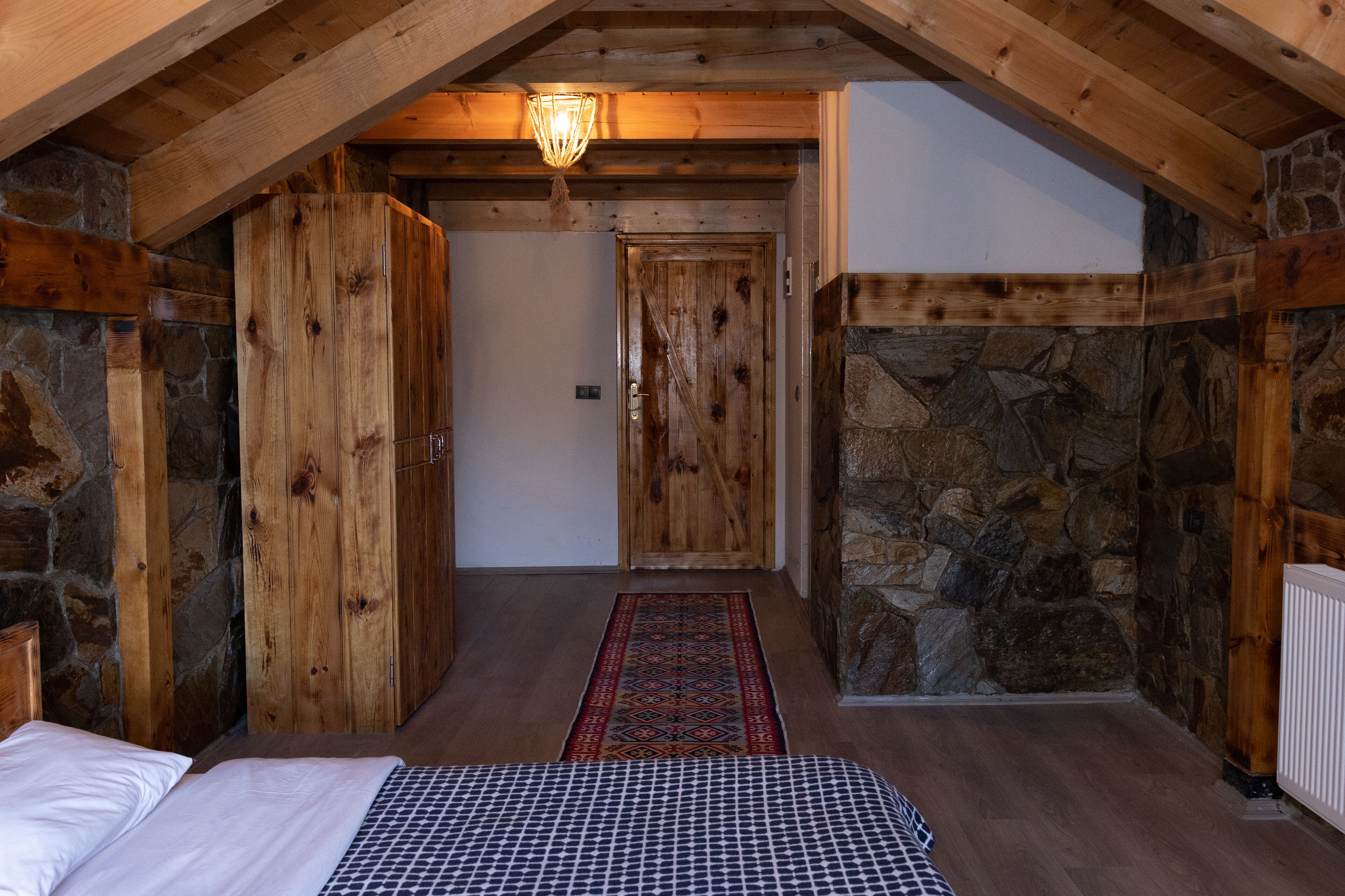 Habitación cuádruple panorámica | Caja de seguridad en la habitación y decoración personalizada 