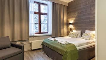 Standard Triple Room | 3 bedrooms, blackout curtains, soundproofing, free WiFi