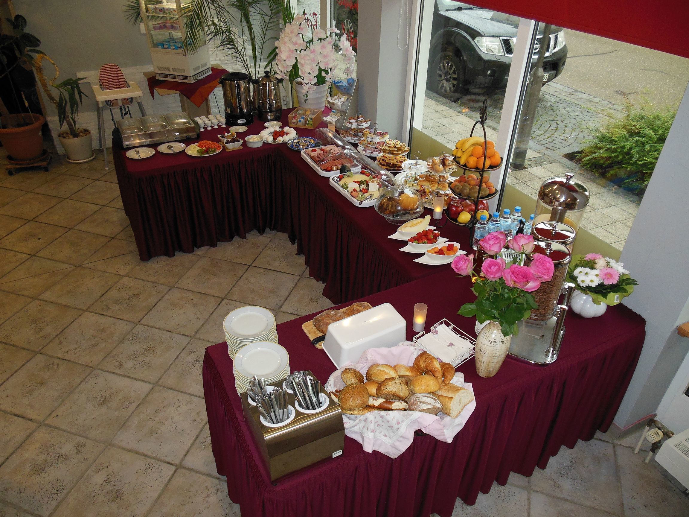 daily buffet breakfast (eur 5.00 per person)