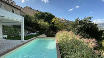 Piscina stagionale all'aperto